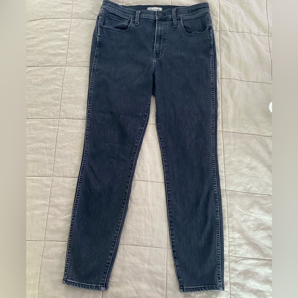Madewell Granite Grey Skinny Jeans 10” hi-riser skinny skinny. Lightly used.